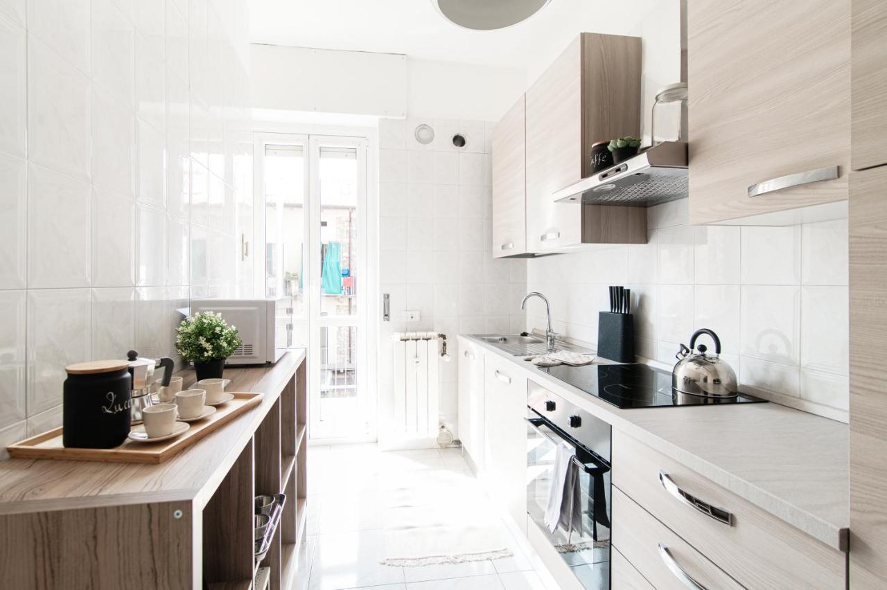 Lovely Suite With Private Parking In Como Eksteriør bilde
